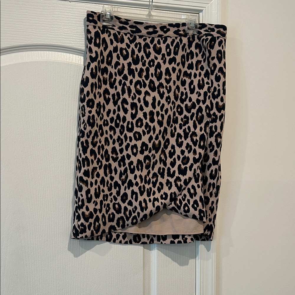 Leopard Print Women's Skirt Ann Taylor Size 12